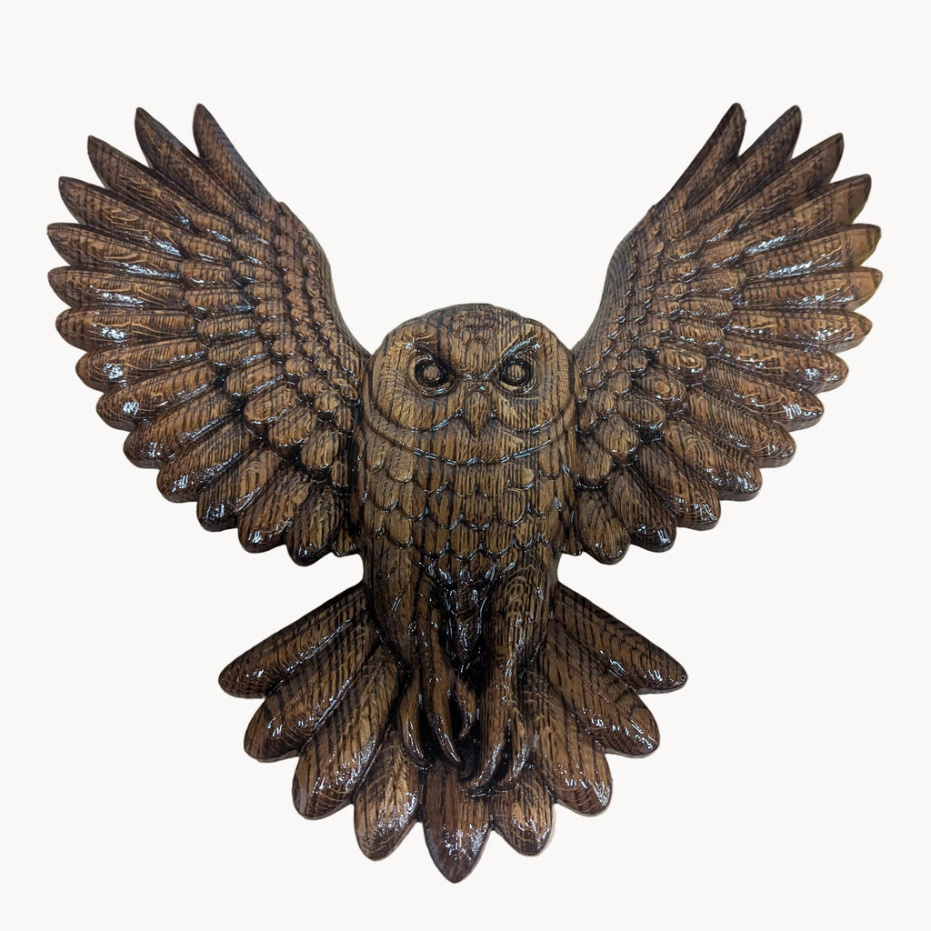 Wooden owl sculpture 